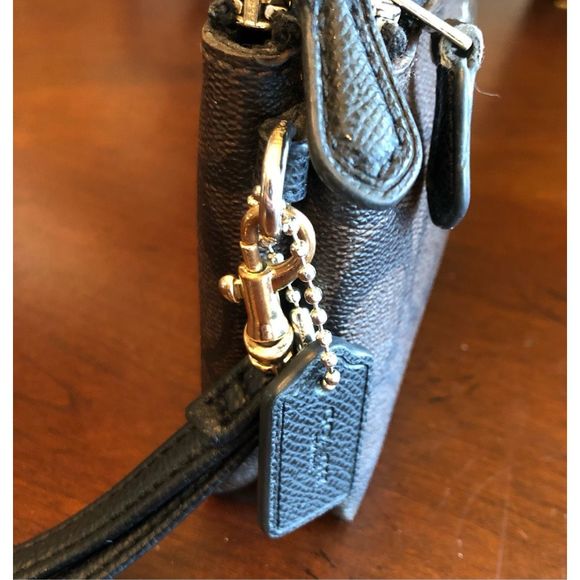COACH - Signature Corner/Double Zip Wristlet Brown/Black Covered Canvas. PERFECT - Picture 5 of 16